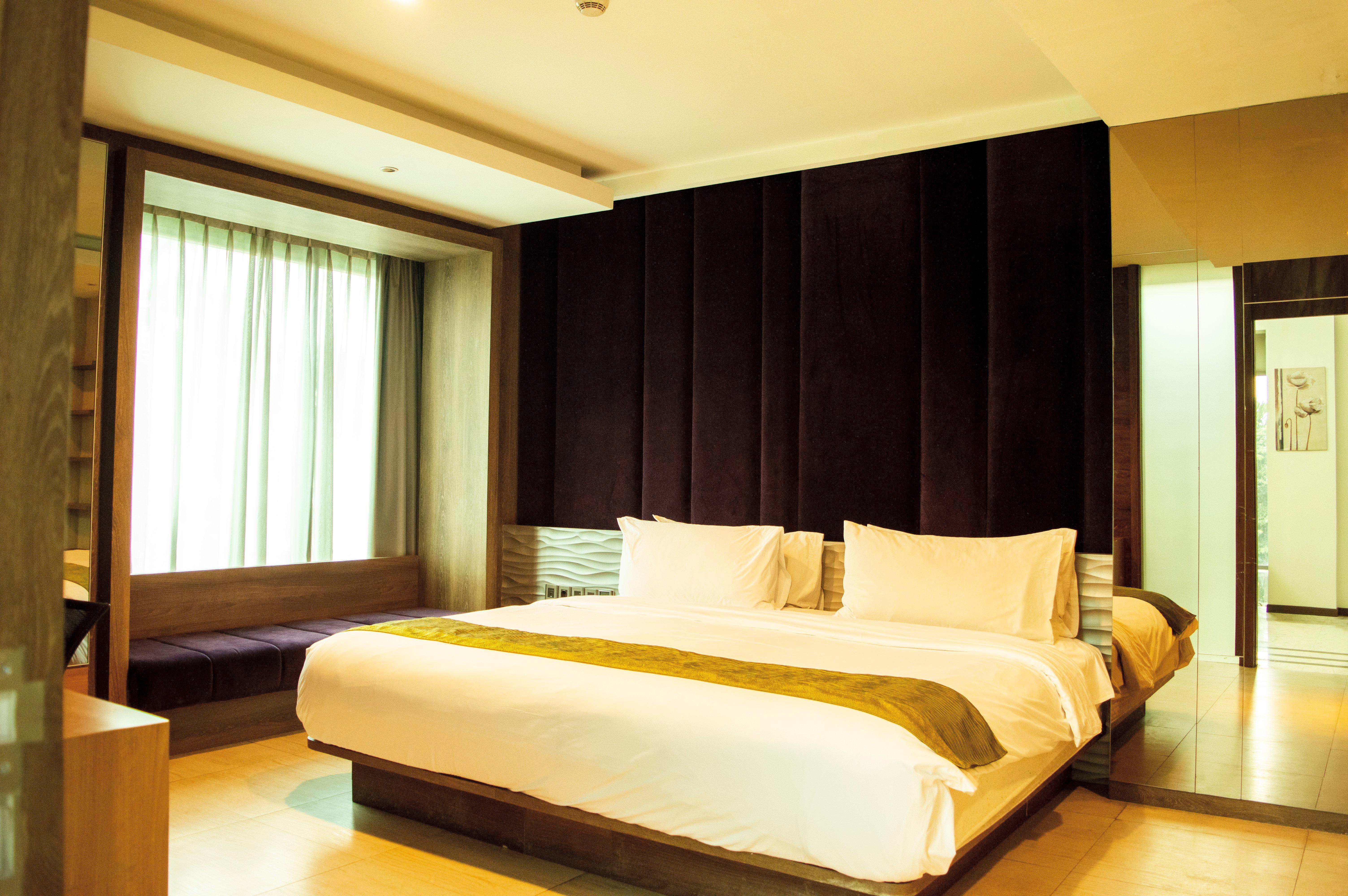 Holiday Inn Cikarang Jababeka By Ihg Екстериор снимка
