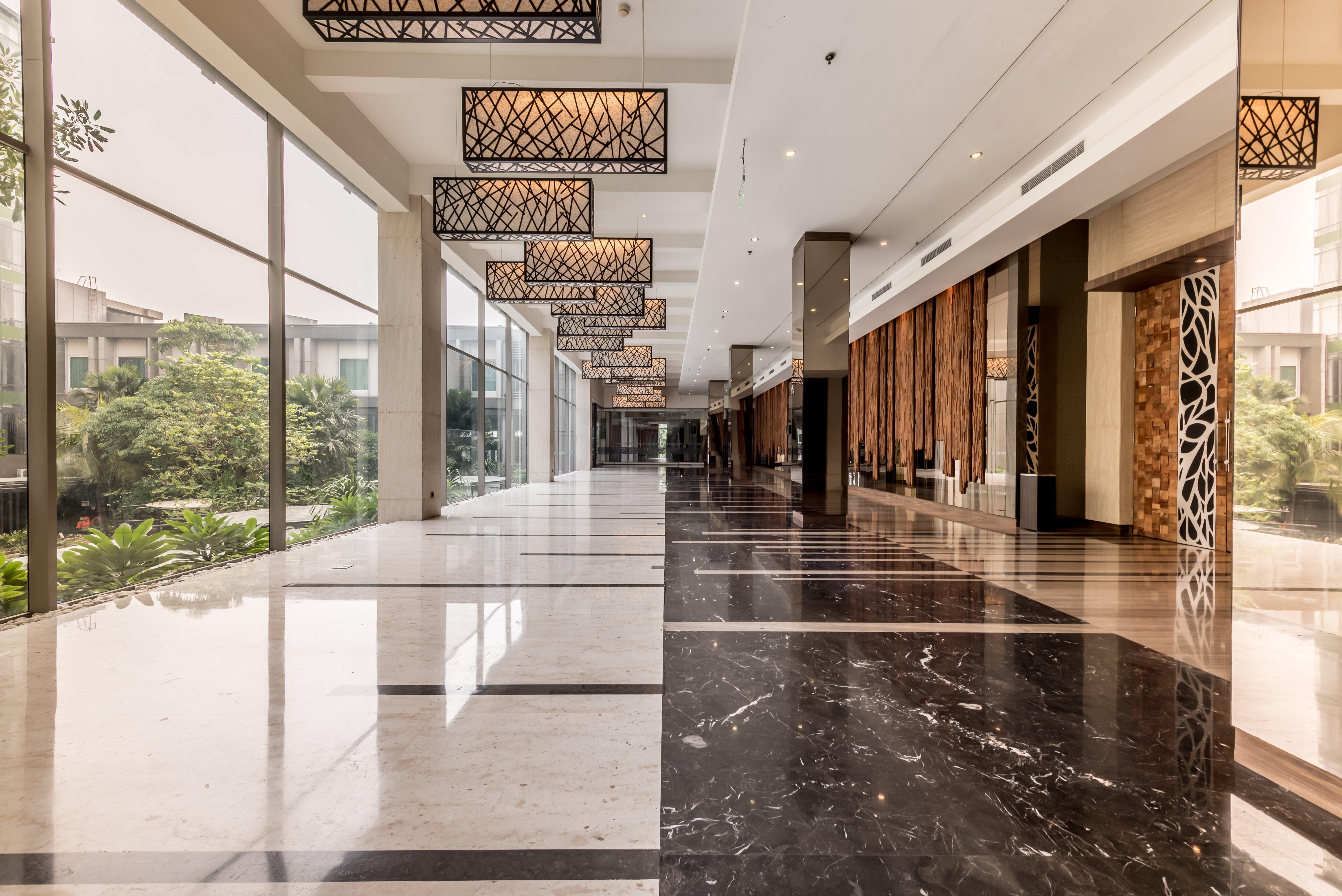 Holiday Inn Cikarang Jababeka By Ihg Екстериор снимка