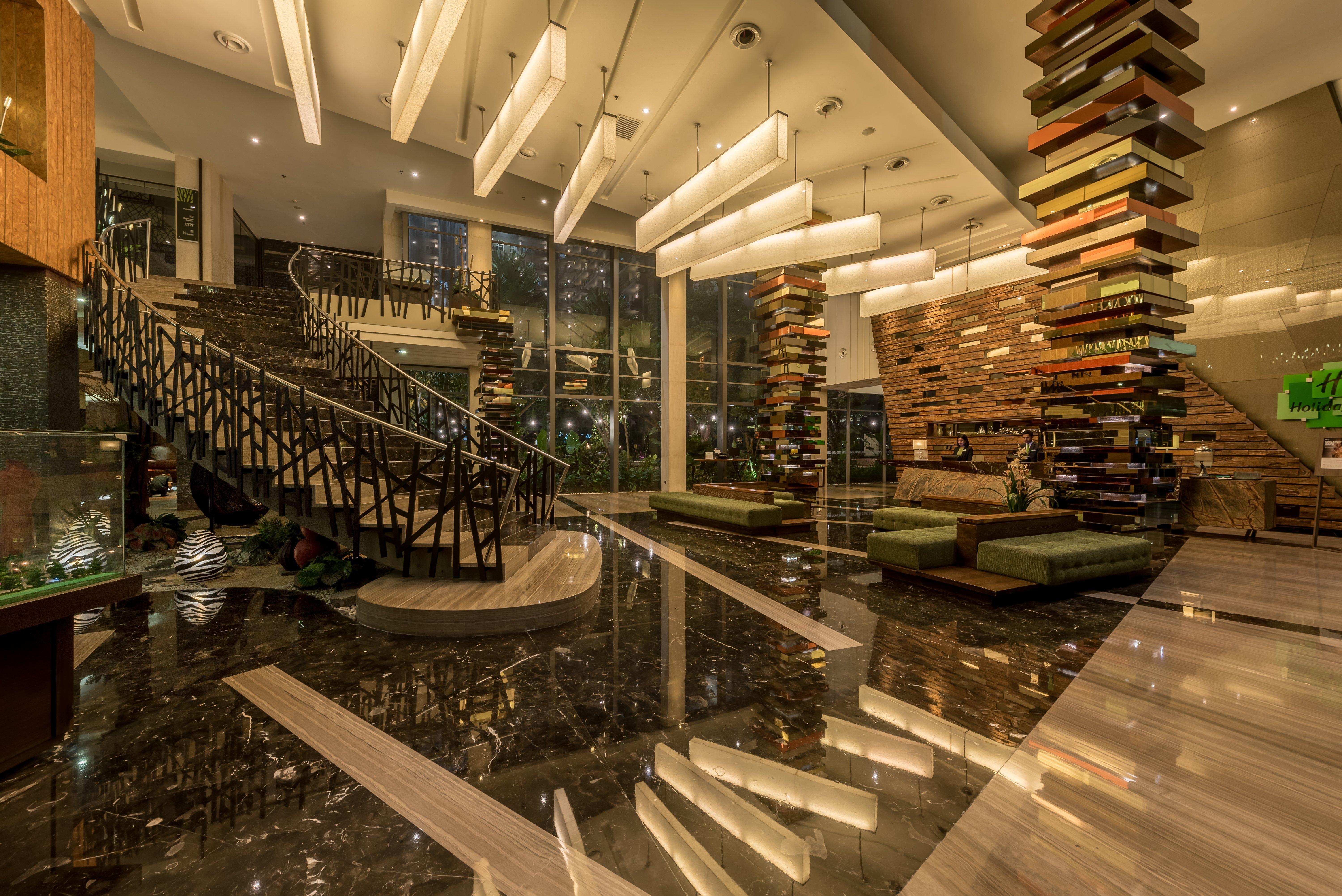 Holiday Inn Cikarang Jababeka By Ihg Екстериор снимка